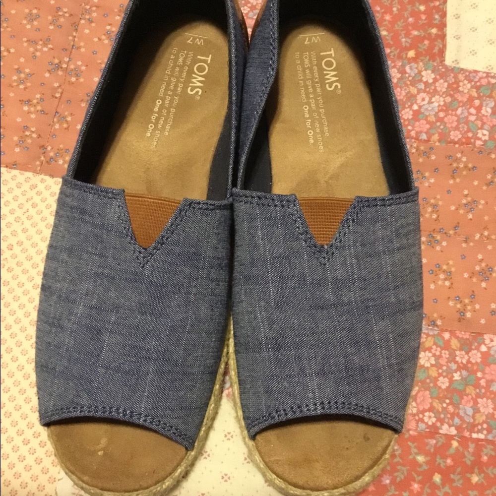Toms SZ 7